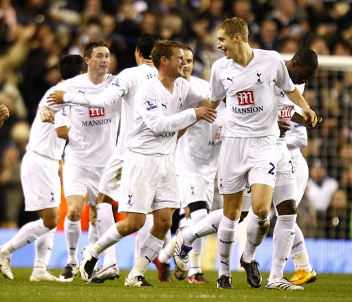 记者：阿莫林组建新的领导小组，包括B费、马奎尔、利马等人