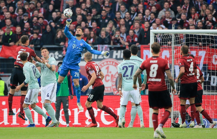 挪威客场4-1逆转意大利全胜晋级世界杯正赛，哈兰德梅开二度