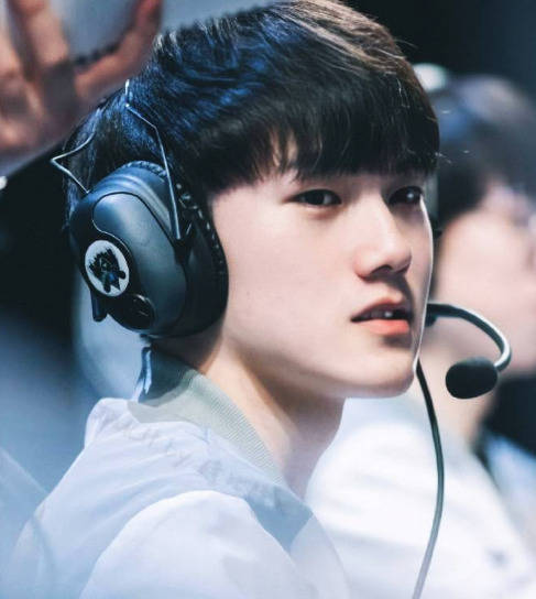 【战报】2021KPL春季赛常规赛第二轮W3D6，RW侠 3-2 MTG